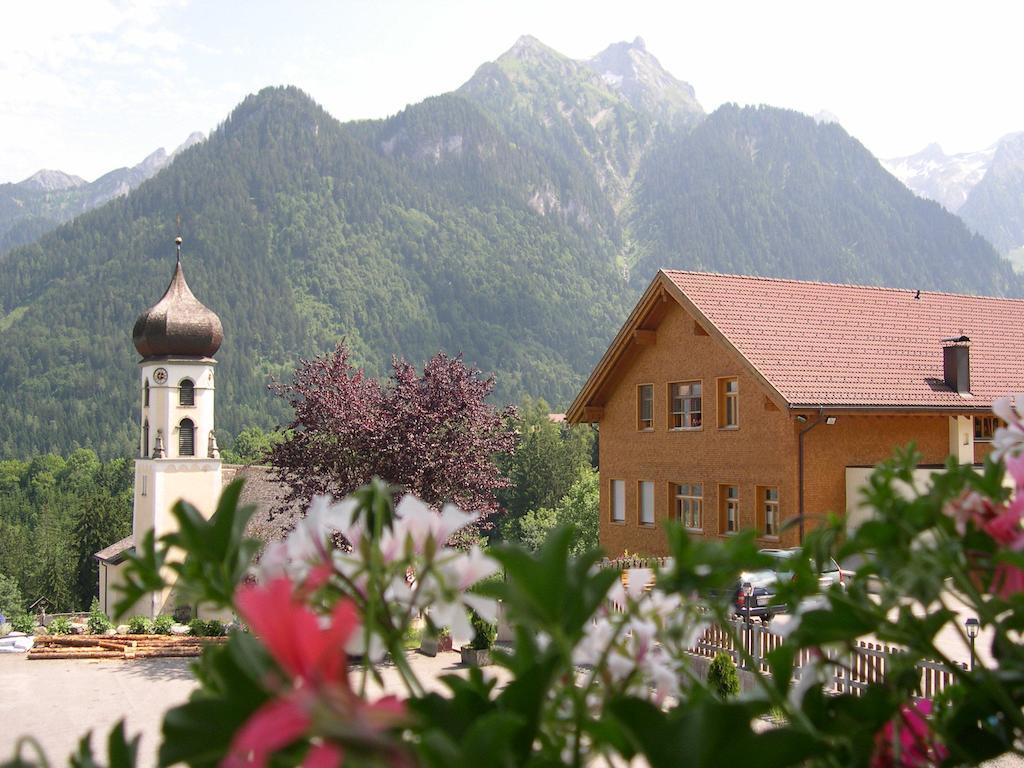 Hotel Garni Brigitte Bürserberg Εξωτερικό φωτογραφία